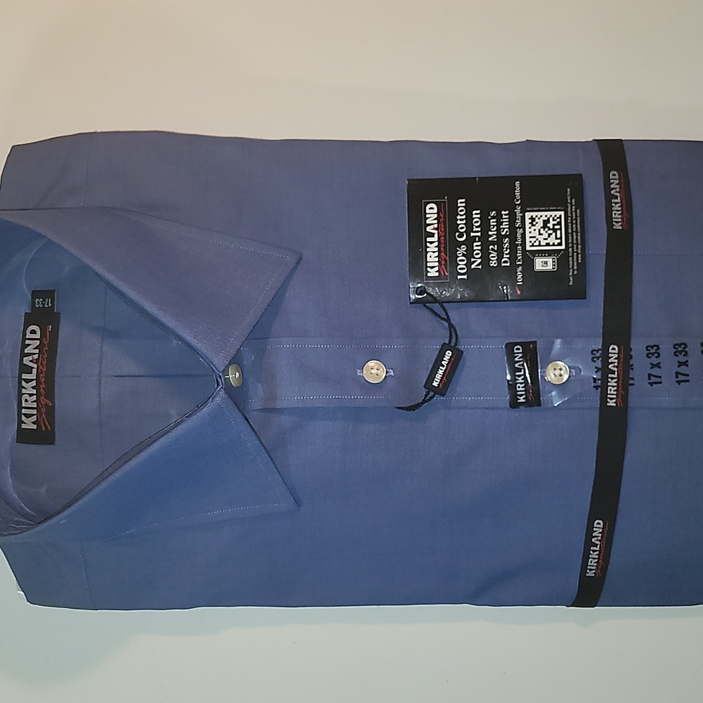 NWOT Men's Kirkland Signature Blue Button-down Shirt (17x33)(M)